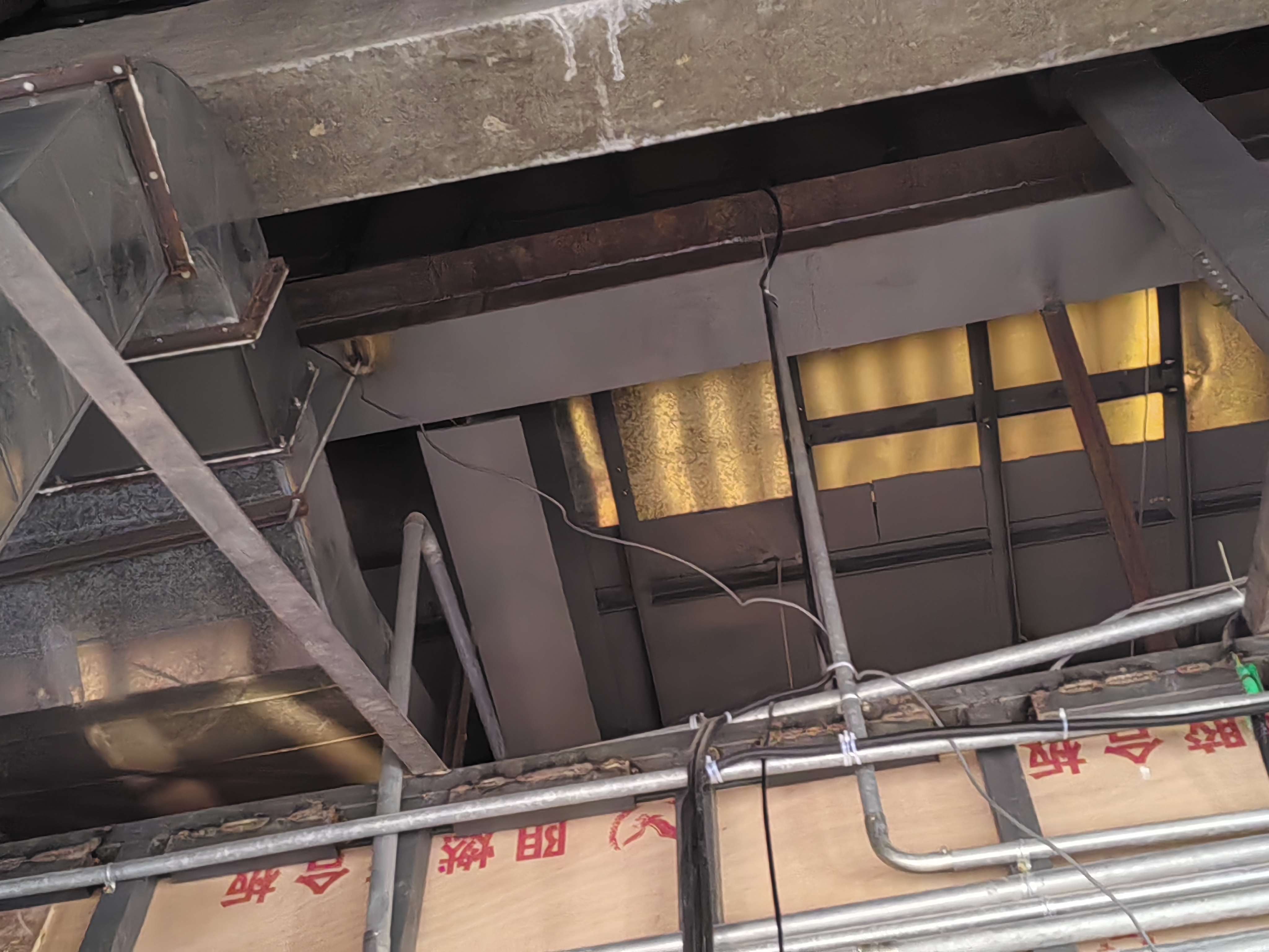 钢结构插层安全性检测