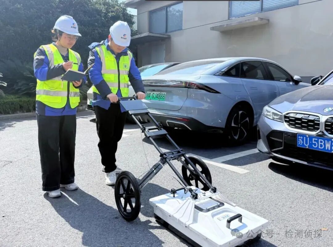 南京多地实施城市道路空洞检测，守护脚下安全