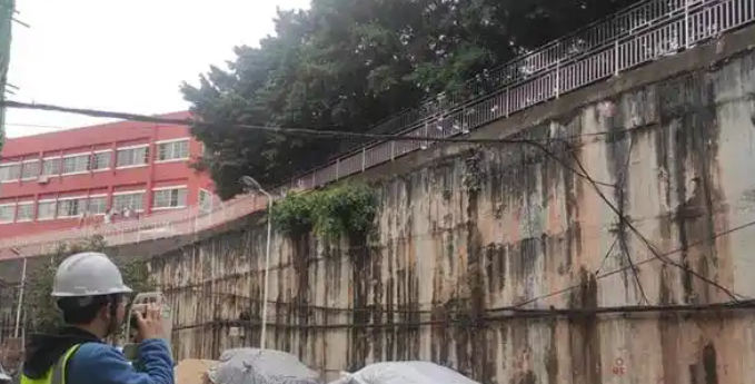 学校挡土墙安全性检测鉴定