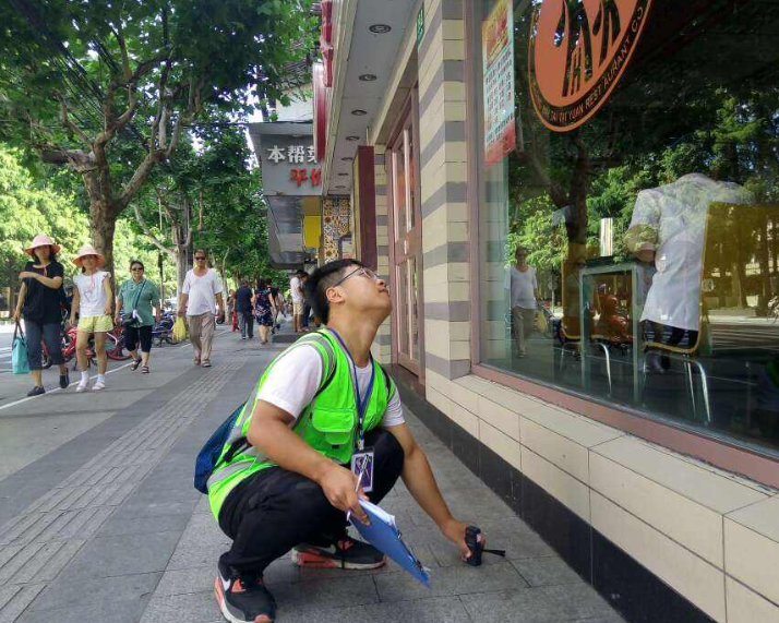 整体幕墙和点式幕墙的不同